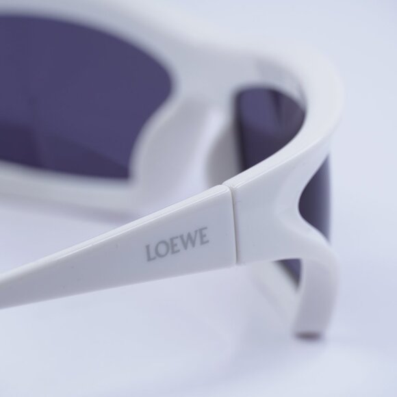 Loewe LW40143U 25A Sunglasses Ivory Geometric Frame, Grey Lenses - Picture 8 of 11